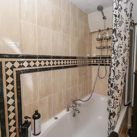 Apartment Two West End Bowness-on-Windermere