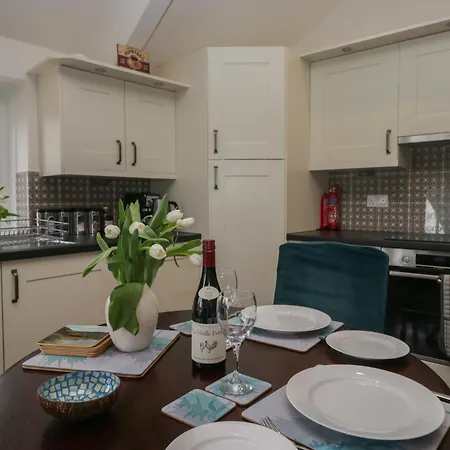 Two West End * Bowness-on-Windermere